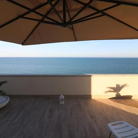 Terrazza Delle Sirene - Fronte Mare 포쟐로